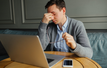 Lo stress può causare la perdita dei capelli?